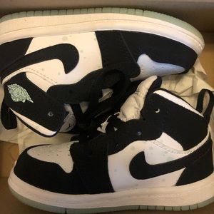 JORDAN 1 MID SE (TD)